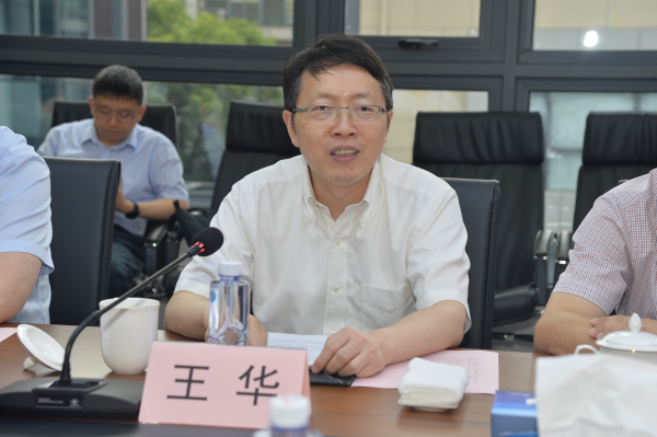 静安区委主要领导到市刑科院调研