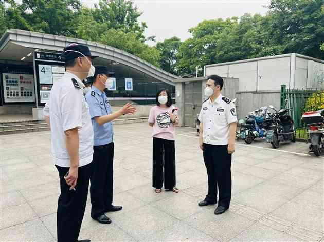 黄辉个人资料图片图片